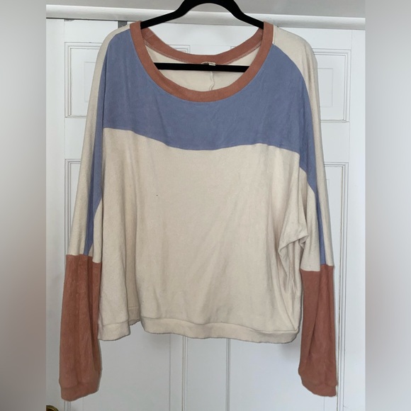 Color Block Ribbed Top - Picture 1 of 5